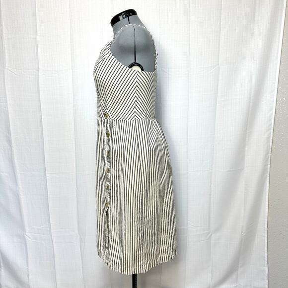 Maurices Stripe Button Front Faux Wrap Dress Adjustable Strap Smocked Back Sz: L - Picture 2 of 8
